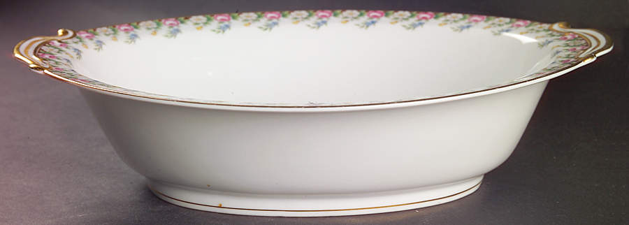 Beverly 10" Oval Vegetable Bowl by Noritake-1
