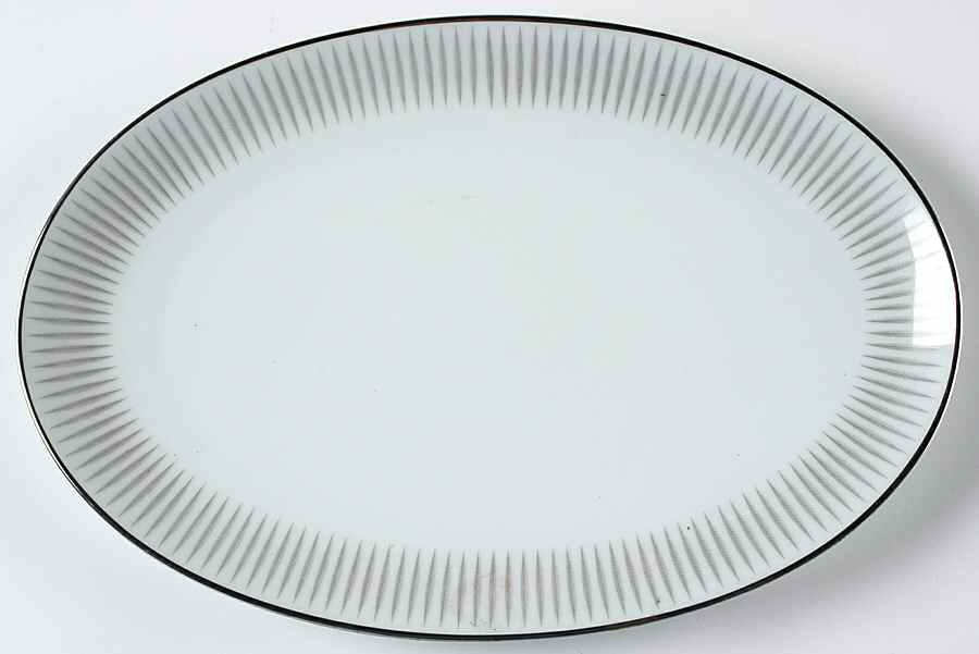 Biarritz 12" Oval Serving Platter by Noritake-1