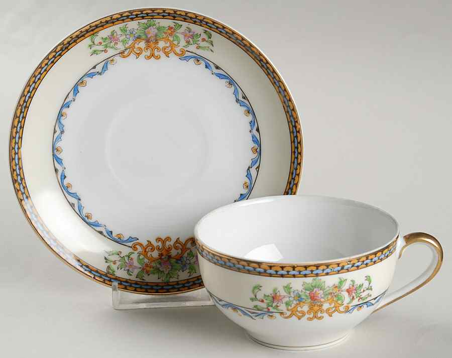 Biarritz Flat Cup & Saucer Set by Noritake-1