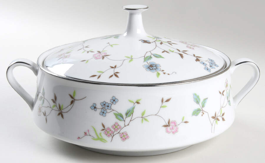 Biltmore Round Covered Vegetable by Noritake-1
