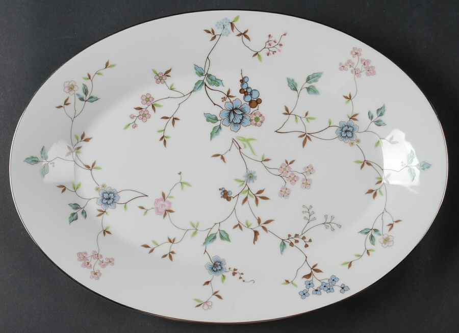 Biltmore 14" Oval Serving Platter by Noritake-1