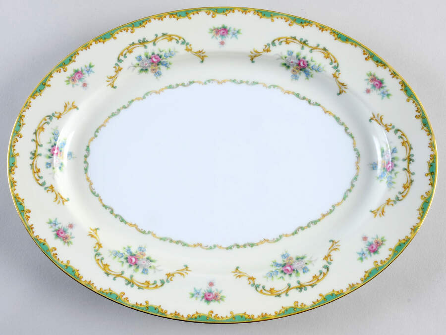 Blanton 13" Oval Serving Platter by Noritake-1