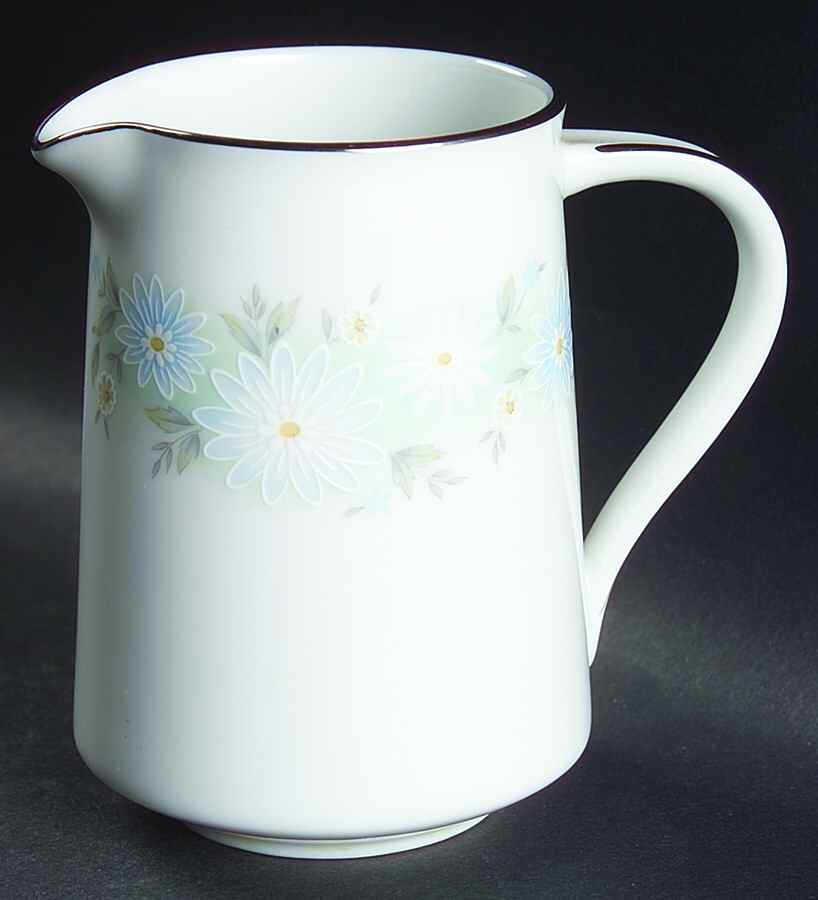 Blue Charm Creamer by Noritake-1