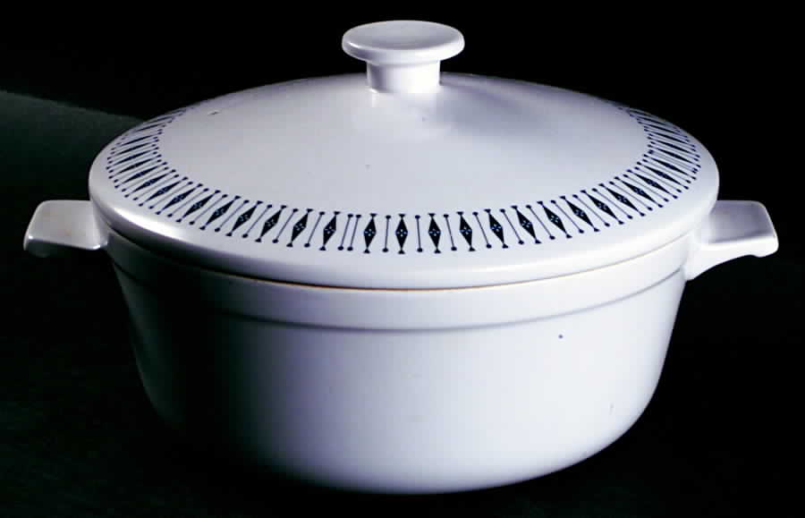 Blue Comet 2 Qt Round Covered Casserole by Noritake-1