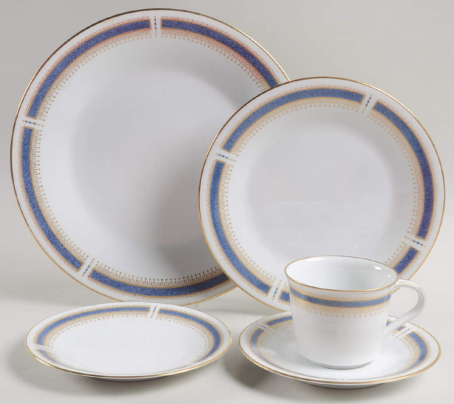 Blue Dawn (Coupe) 5 Piece Place Setting by Noritake-1