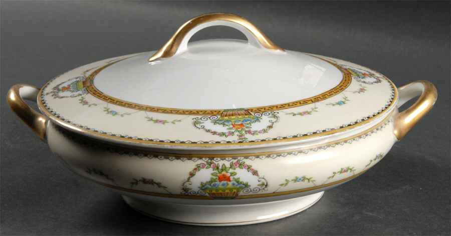 Blenkeim Round Covered Vegetable by Noritake-1