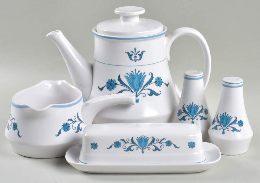 Blue Haven Completer Set by Noritake-1