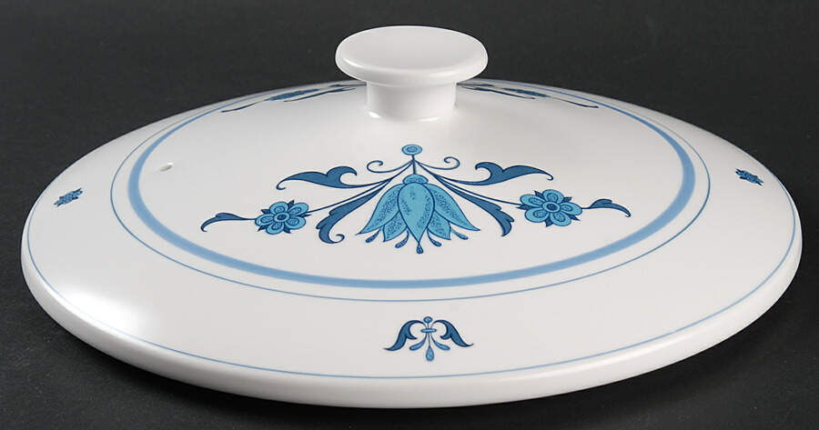 Blue Haven Lid for 2.5 Qt Round Casserole by Noritake-1
