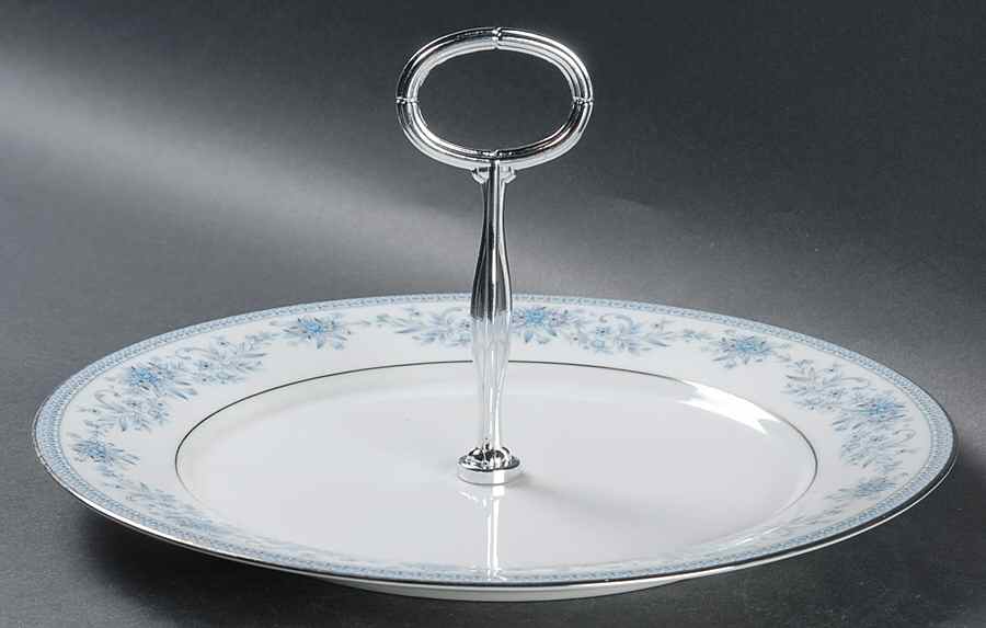 Blue Hill Round Serving Plate with Handle (DP) by Noritake-1