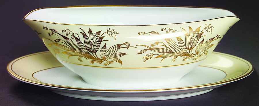 Bliss Gravy Boat with Attached Underplate by Noritake-1