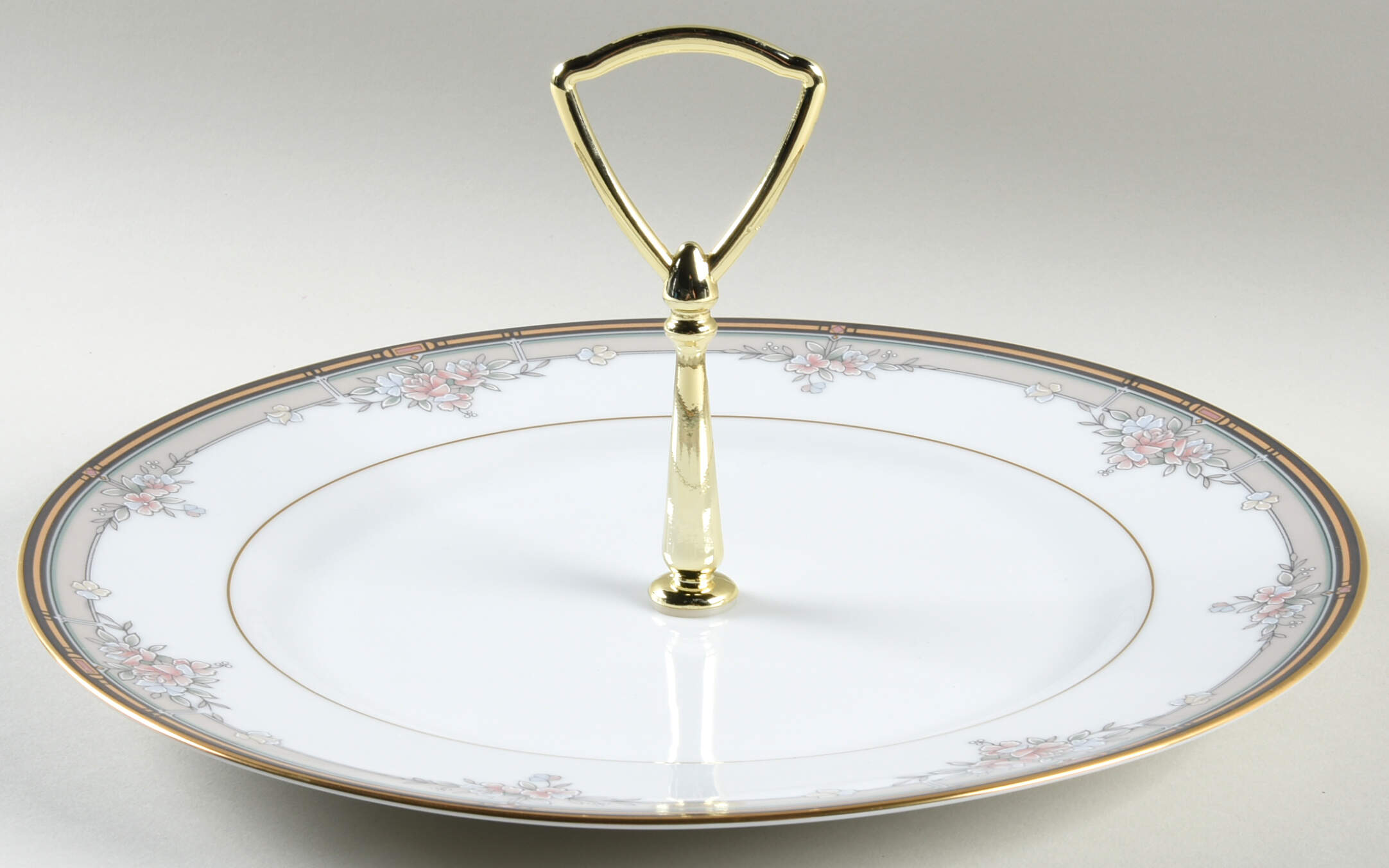 Blossom Mist Round Serving Plate with Handle (DP) by Noritake-1