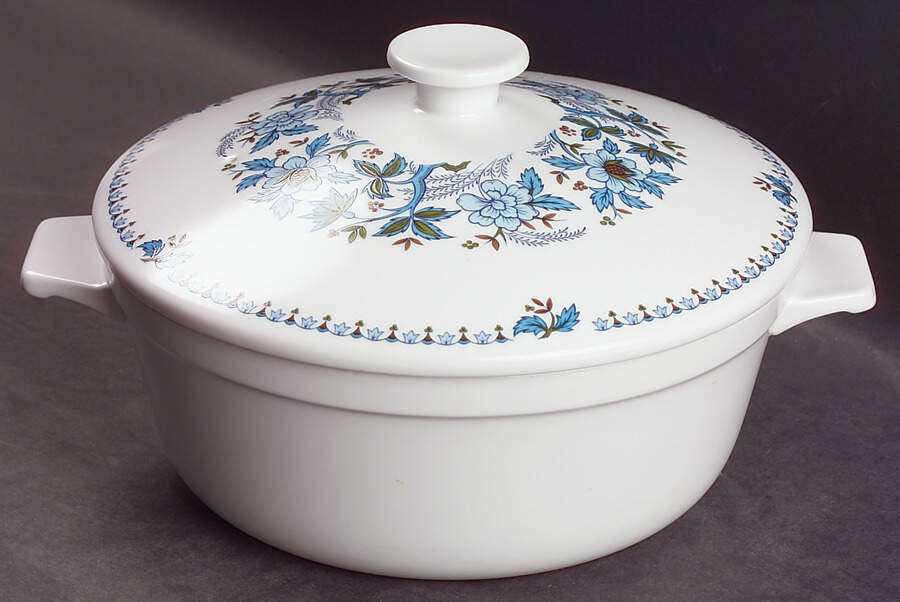Blue Moon 2.5 Qt Round Covered Casserole by Noritake-1
