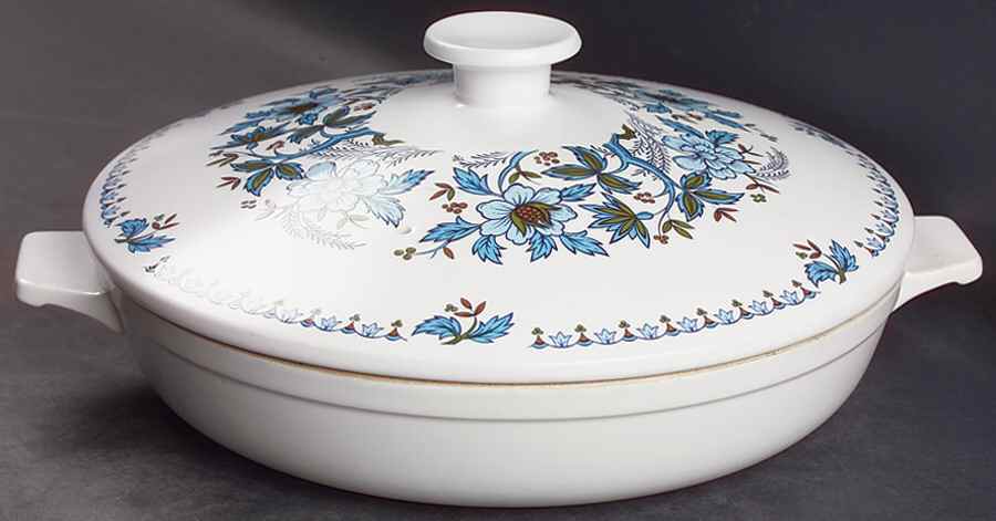 Blue Moon Large Skillet & Lid by Noritake-1