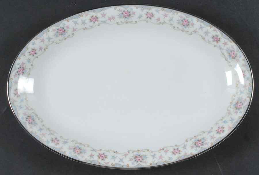 Bloomfield 12" Oval Serving Platter by Noritake-1
