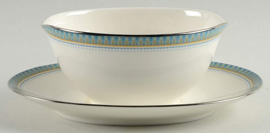 Bloomington Gravy Boat with Attached Underplate by Noritake-1