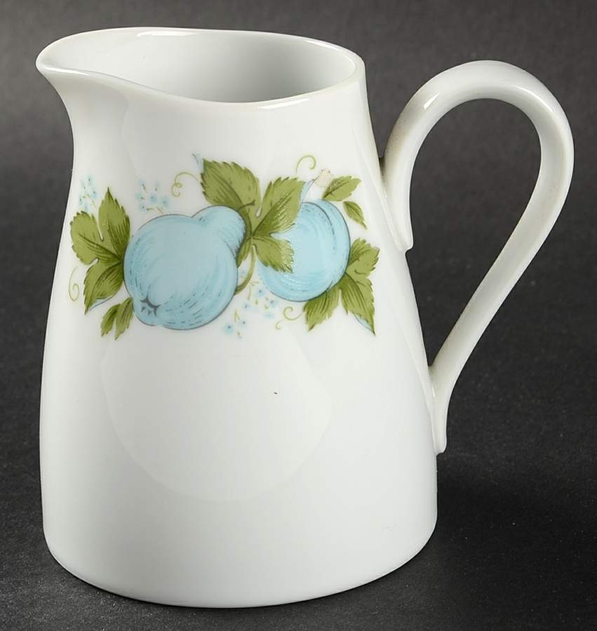Blue Orchard Creamer by Noritake-1