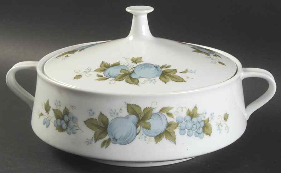 Blue Orchard 2 Qt Round Covered Casserole by Noritake-1