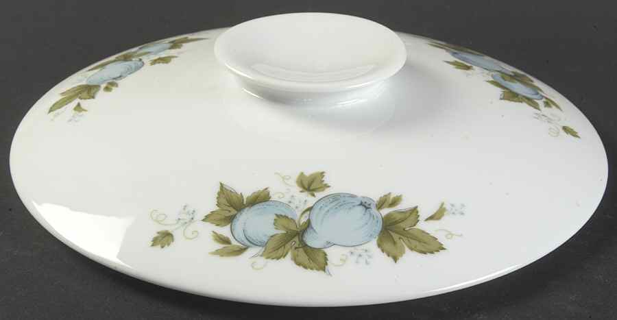 Blue Orchard Lid for 1.75 Qt Round Covered Casserole by Noritake-1