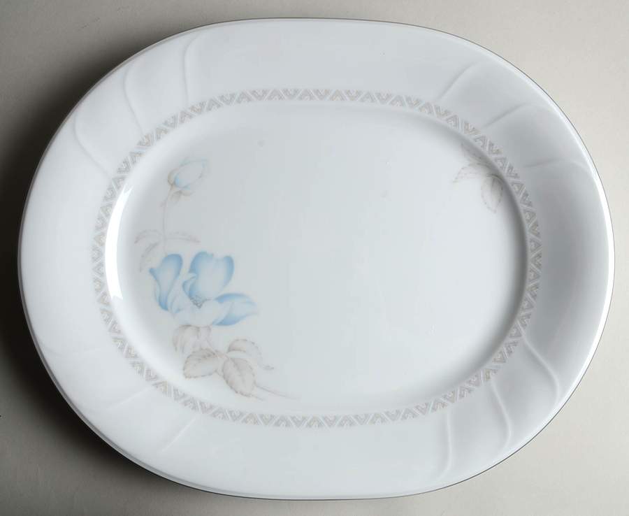 Blue Orient 15" Oval Serving Platter by Noritake-1