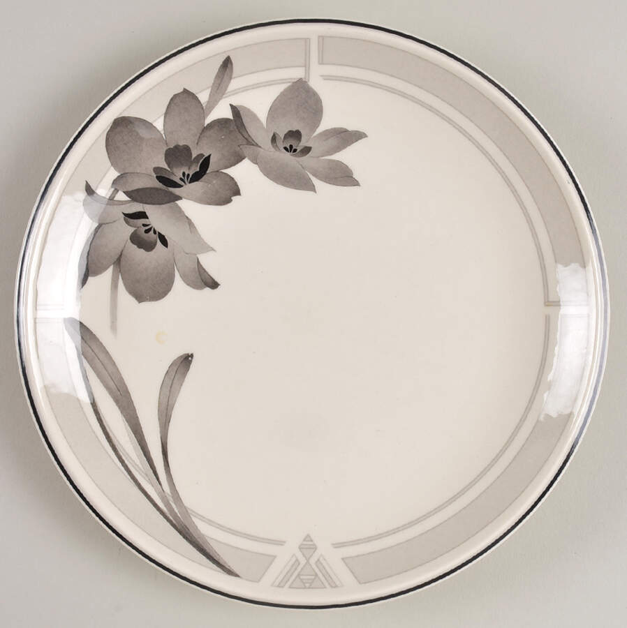 Black Tango Salad Plate by Noritake-1