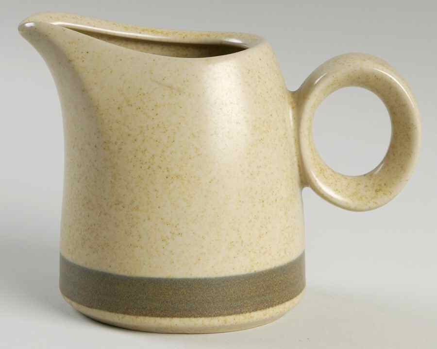 Blueberry Creamer by Noritake-1