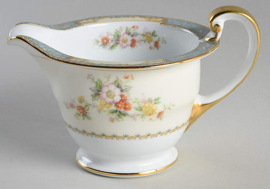 Bluedawn (#622, Rim) Creamer by Noritake-1