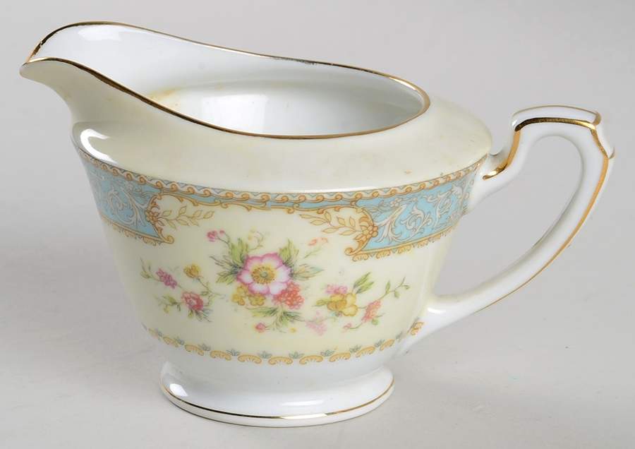 Bluedawn (#622, Rim) Mini Creamer by Noritake-1