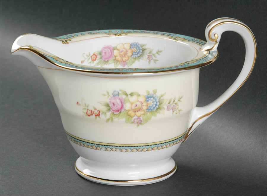 Bluaster Creamer by Noritake-1