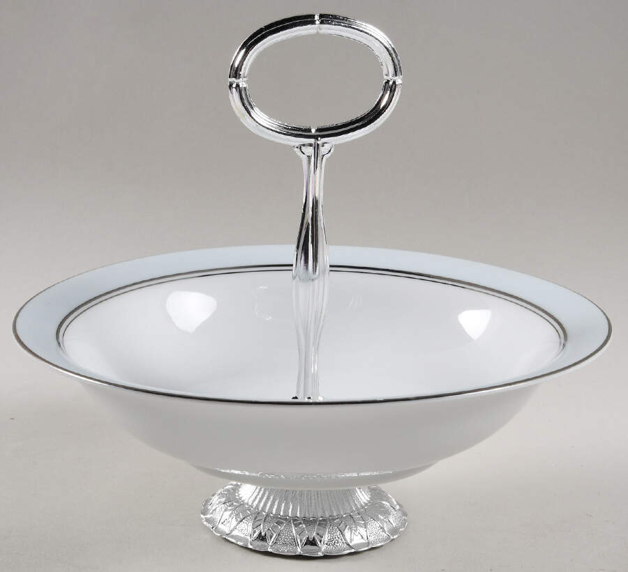 Bluebell 6"-7" Handled Footed Nut Dish HC by Noritake-1