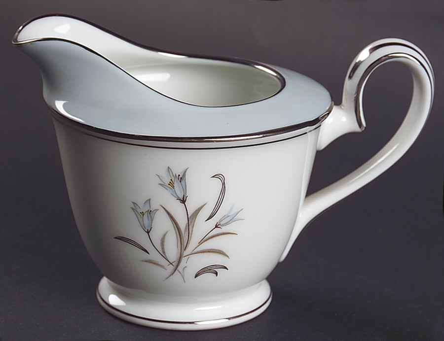 Bluebell Mini Creamer by Noritake-1