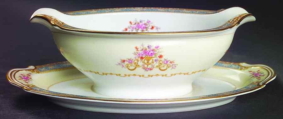 Bluelace Gravy Boat with Attached Underplate by Noritake-1