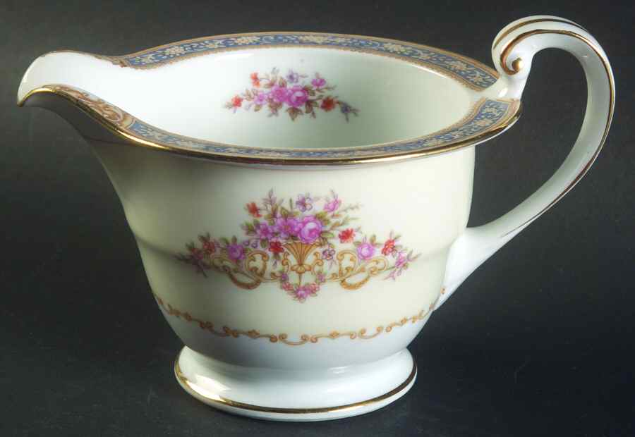 Bluelace Creamer by Noritake-1