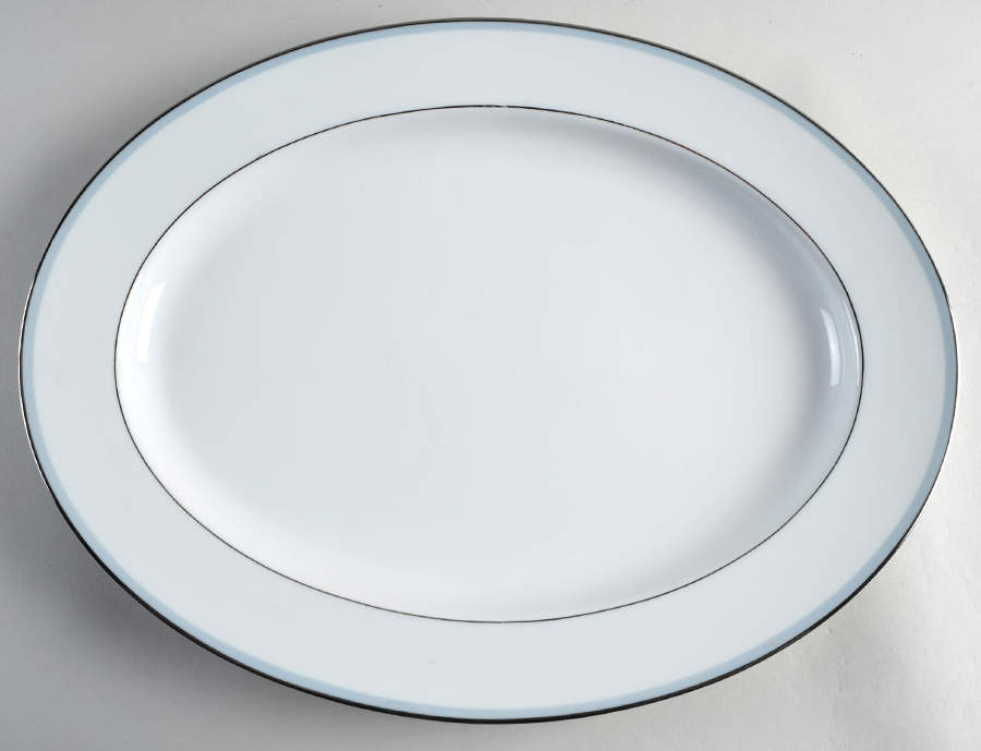 Bluemere 16" Oval Serving Platter by Noritake-1