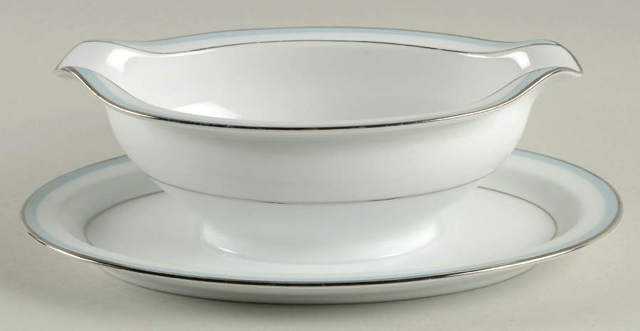 Bluemere Gravy Boat with Attached Underplate by Noritake-1