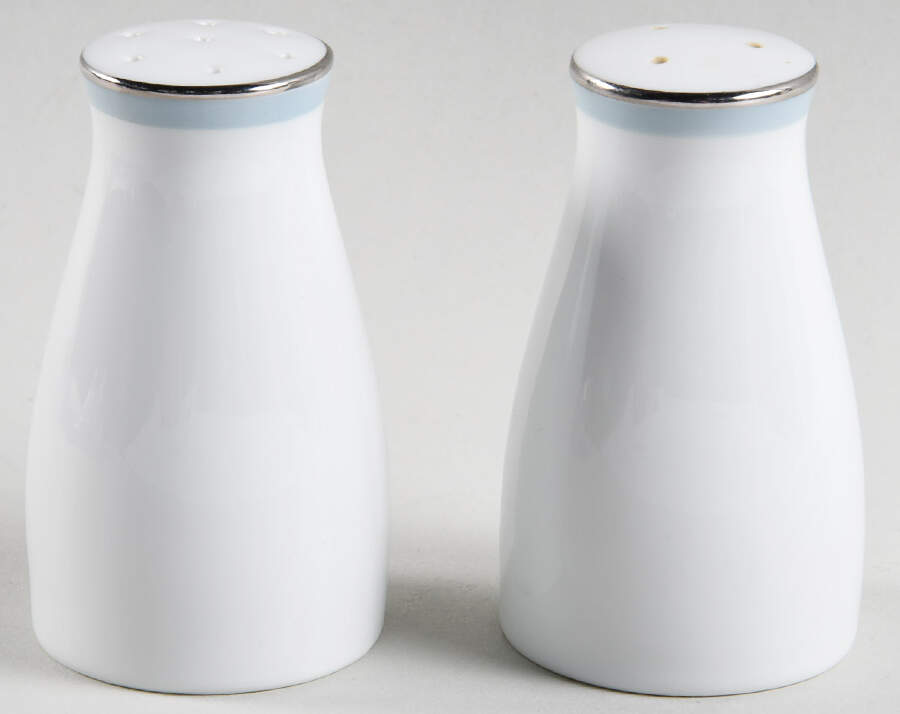 Bluetone Salt & Pepper Set by Noritake-1