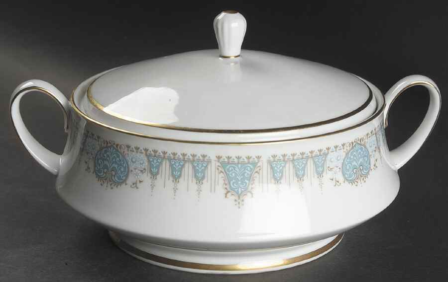 Bluetide Round Covered Vegetable by Noritake-1