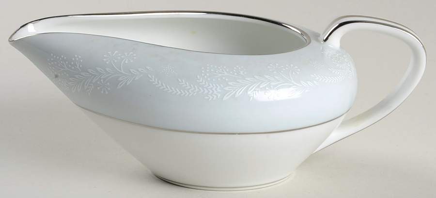 Bluetta Creamer by Noritake-1