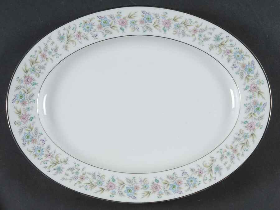 Blythe 11" Oval Serving Platter by Noritake-1