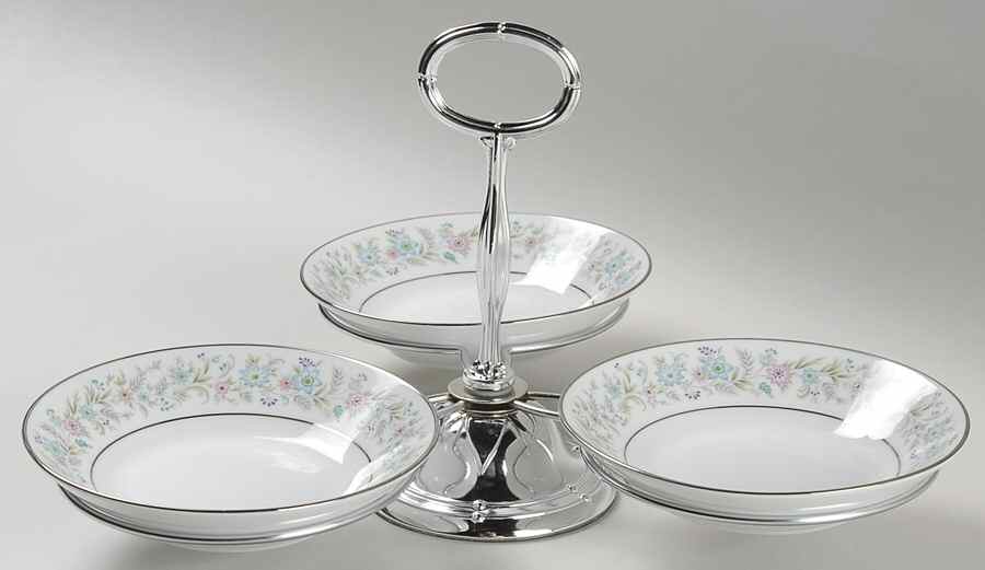 Blythe 7" x 12" 3-Part Relish & Metal Stand (FR) HC by Noritake-1