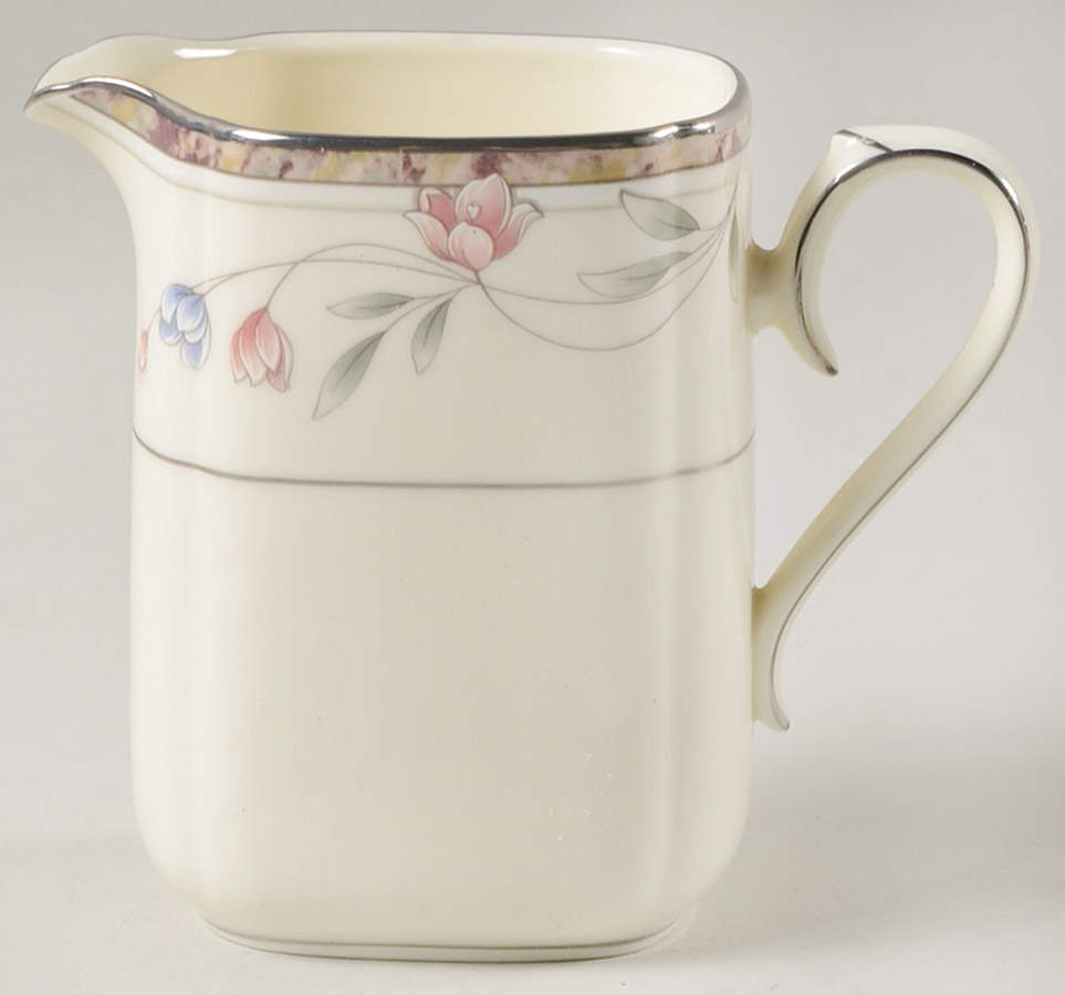 Bois Jolie Creamer by Noritake-1