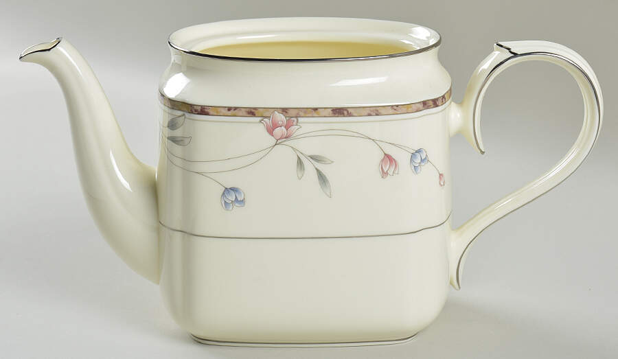 Bois Jolie Teapot No Lid by Noritake-1