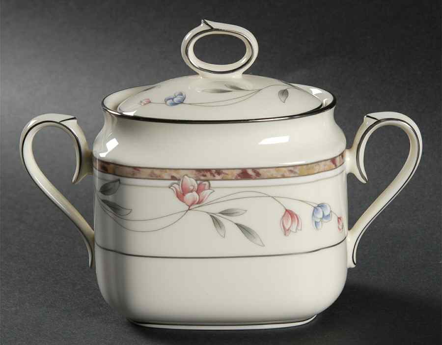 Bois Jolie Sugar Bowl & Lid by Noritake-1