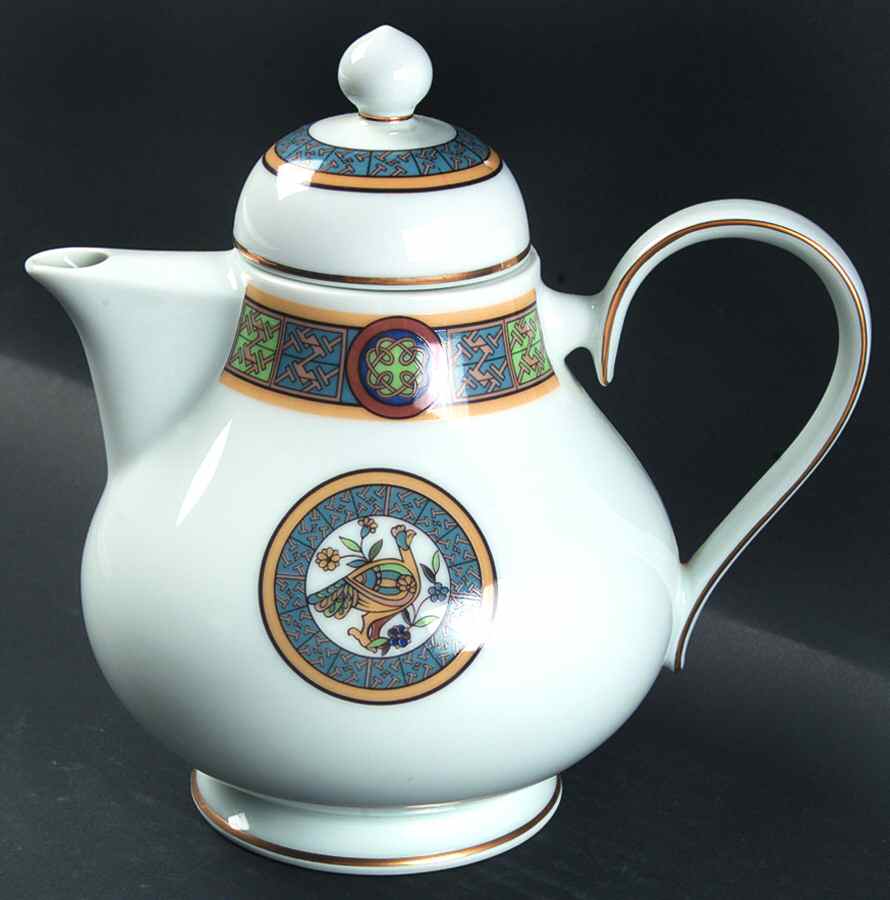 Boliska Teapot & Lid by Noritake-1