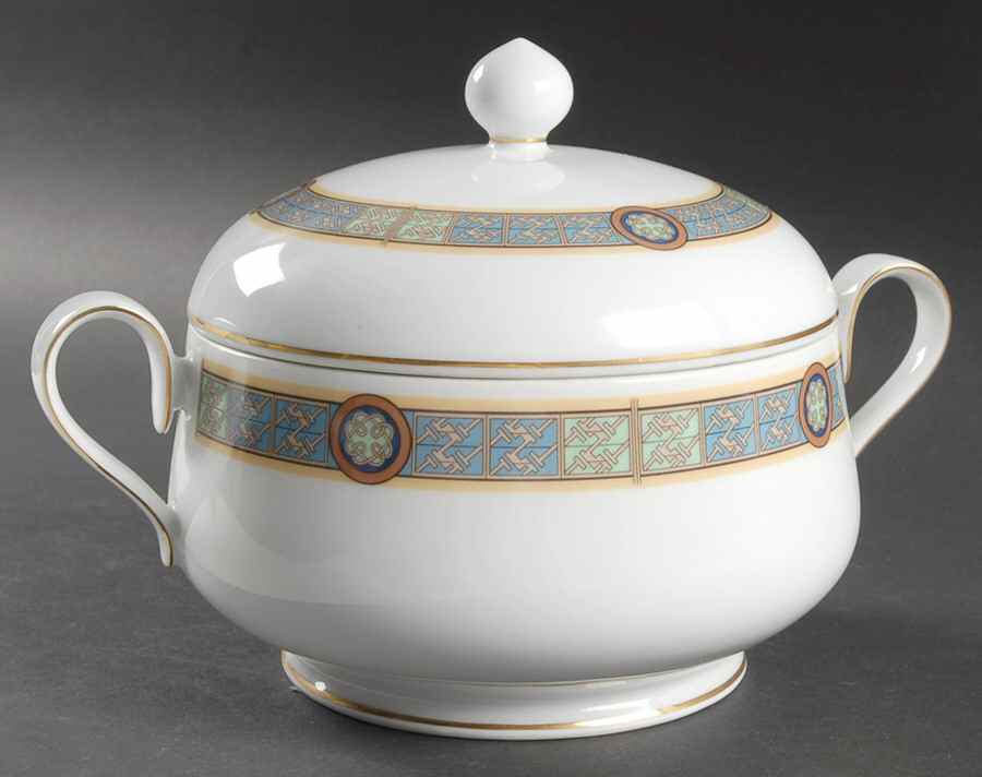 Boliska Round Covered Vegetable by Noritake-1