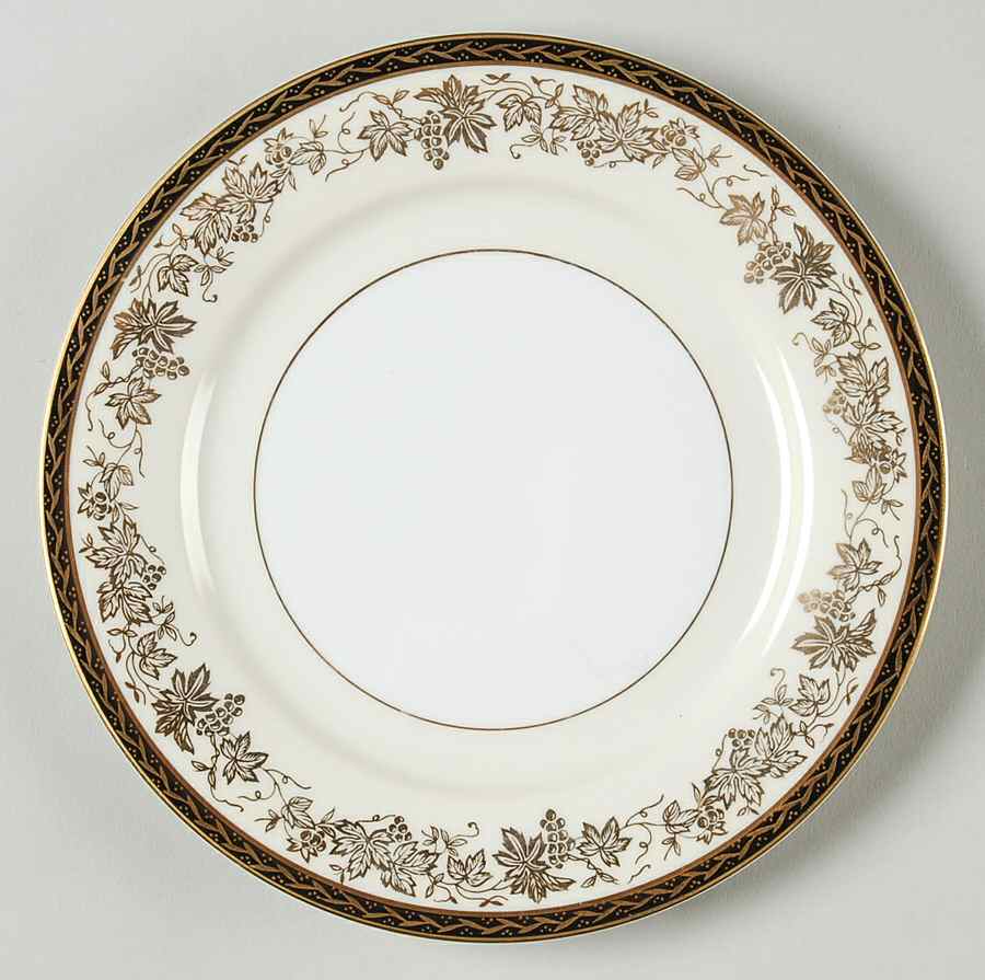Bordeaux Salad Plate by Noritake-1