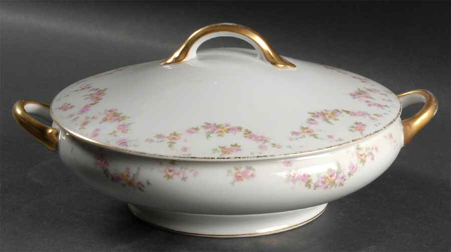The Bosnia Oval Covered Vegetable by Noritake-1