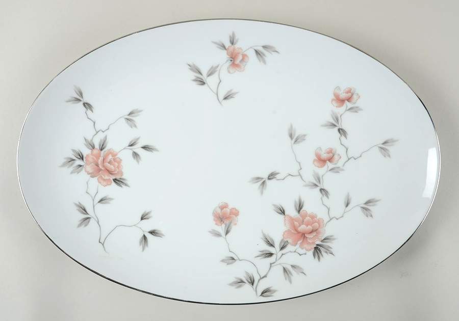 Botan 16" Oval Serving Platter by Noritake-1