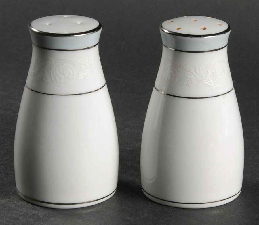 Brandon Salt & Pepper Set by Noritake-1