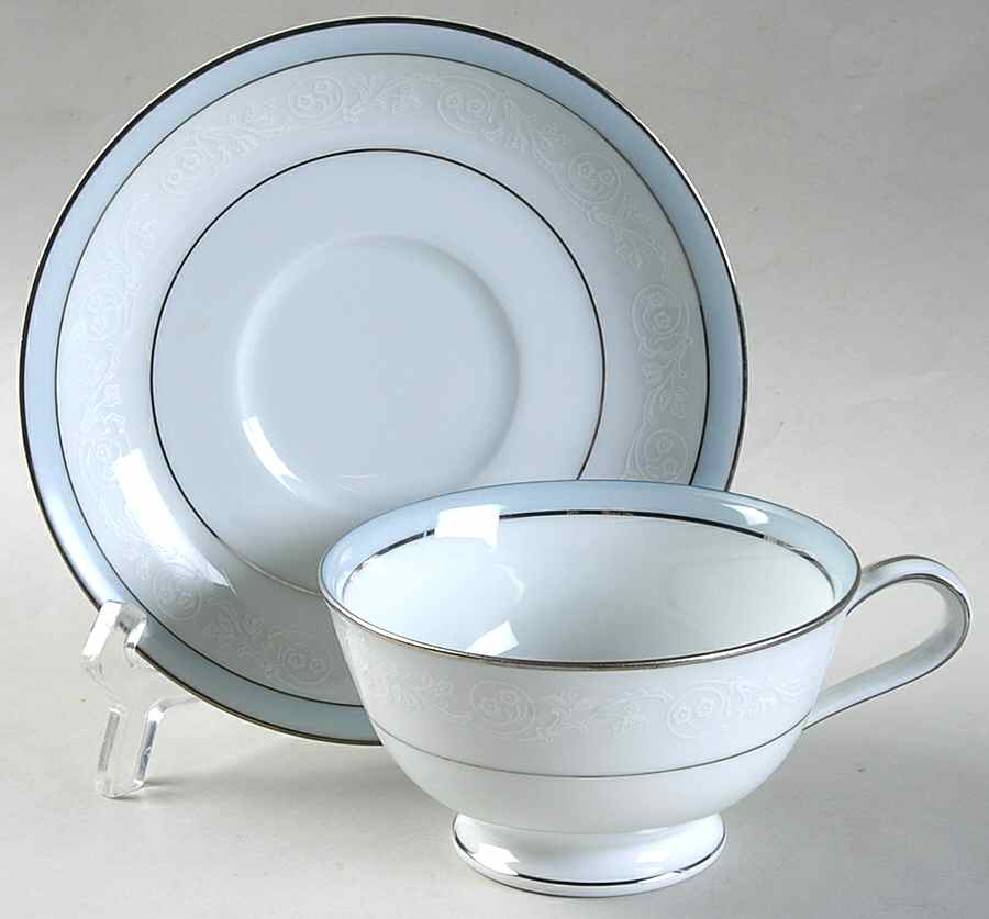 Brandon Footed Cup & Saucer Set by Noritake-1
