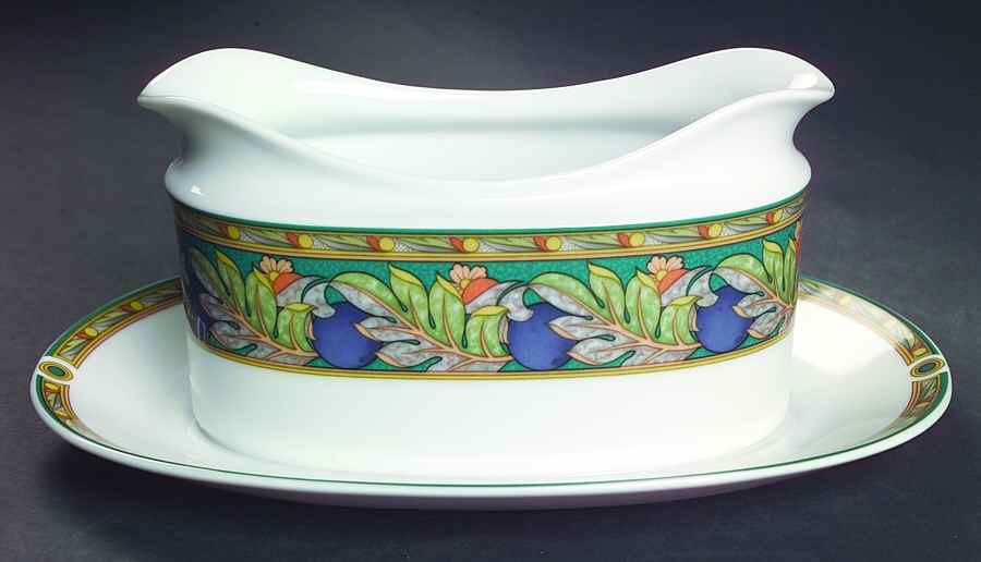 Brandywine Gravy Boat with Attached Underplate by Noritake-1